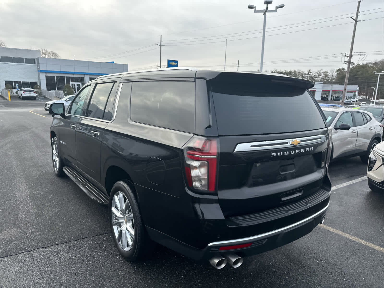 2023 Chevrolet Suburban High Country