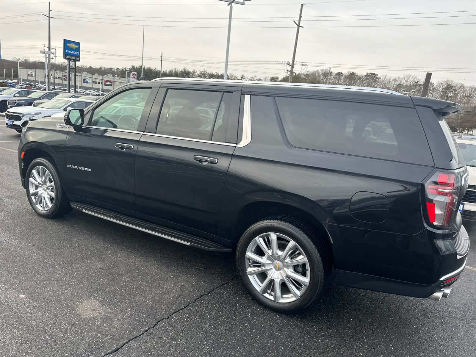2023 Chevrolet Suburban High Country