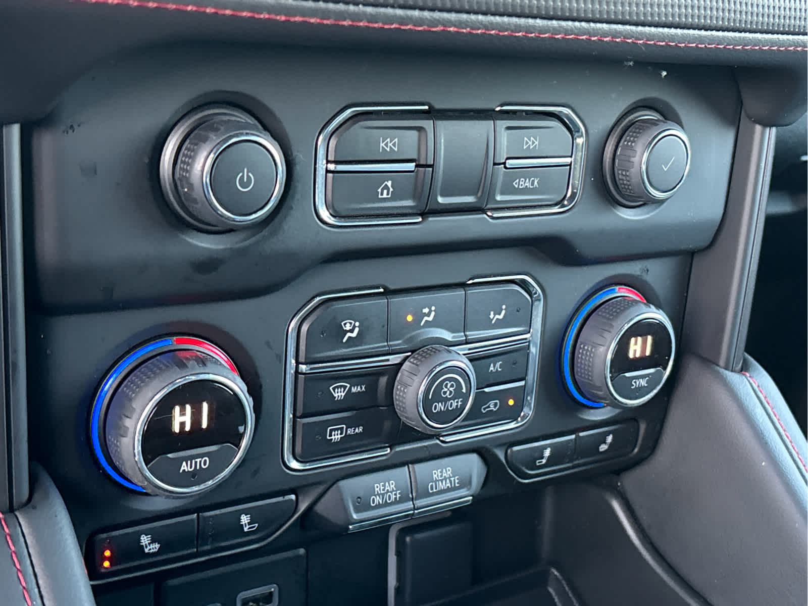 2022 Chevrolet Tahoe RST