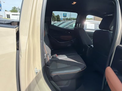 2024 GMC Canyon AT4