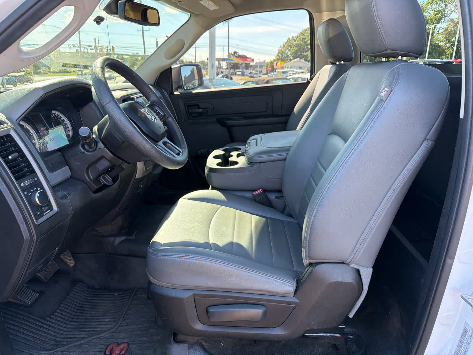2019 RAM 1500 Classic Tradesman Regular Cab 4x2 8' Box