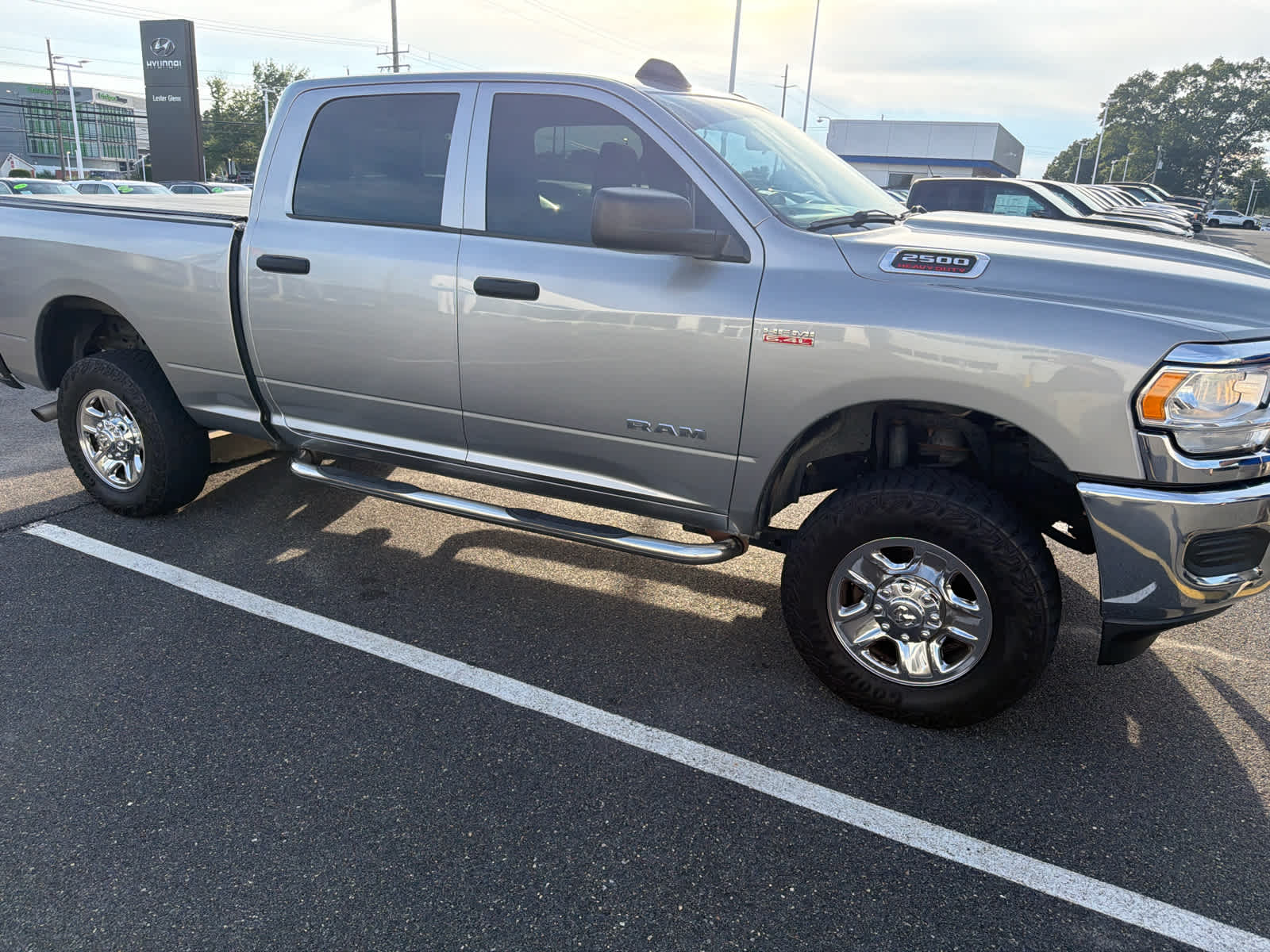 2019 RAM 2500 Tradesman Crew Cab 4x4 6'4" Box