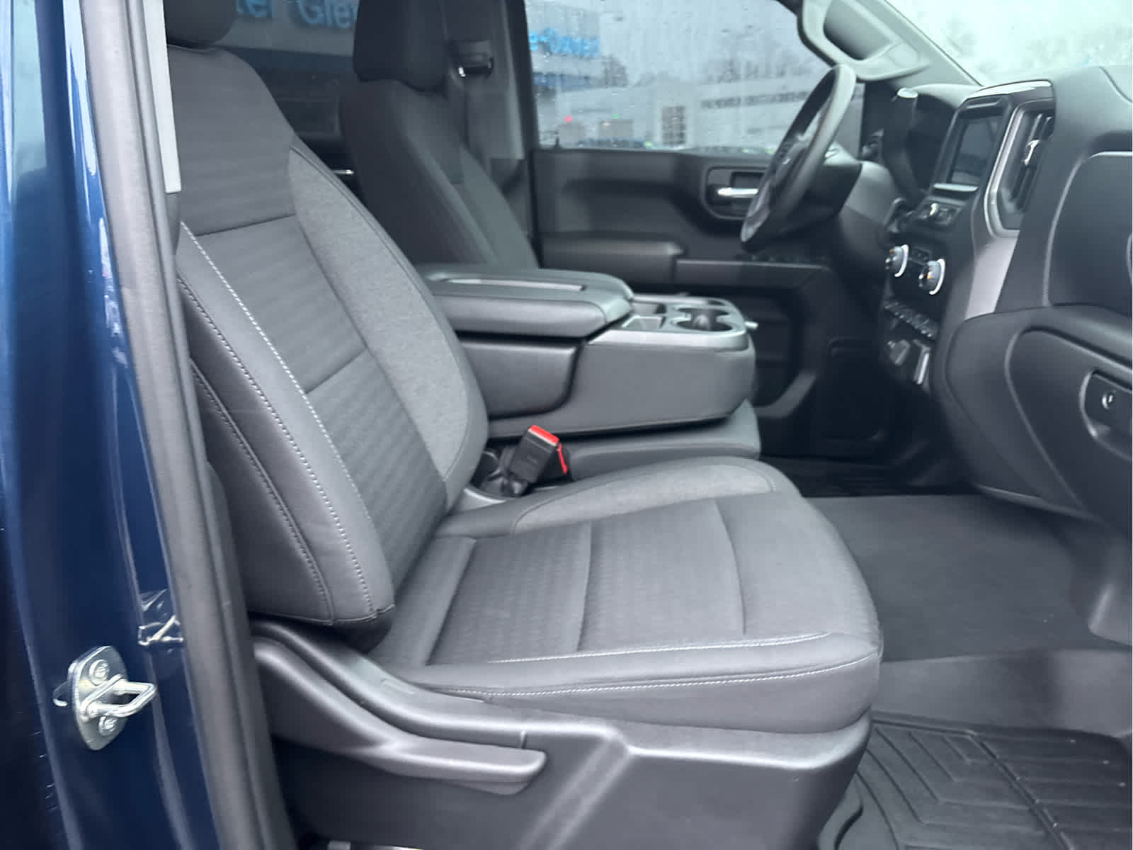 2022 Chevrolet Silverado 1500 Custom Trail Boss