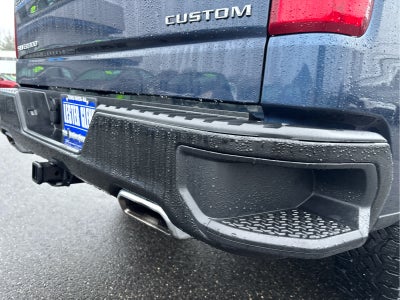 2022 Chevrolet Silverado 1500 Custom Trail Boss