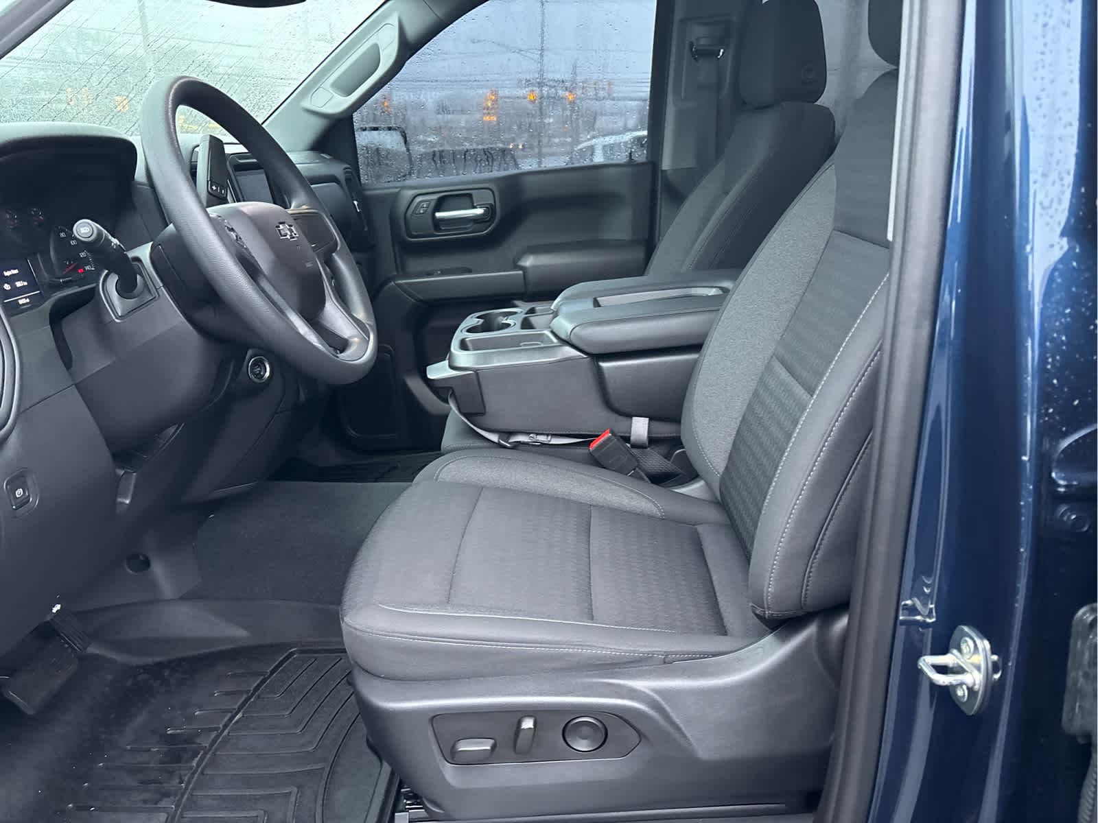 2022 Chevrolet Silverado 1500 Custom Trail Boss