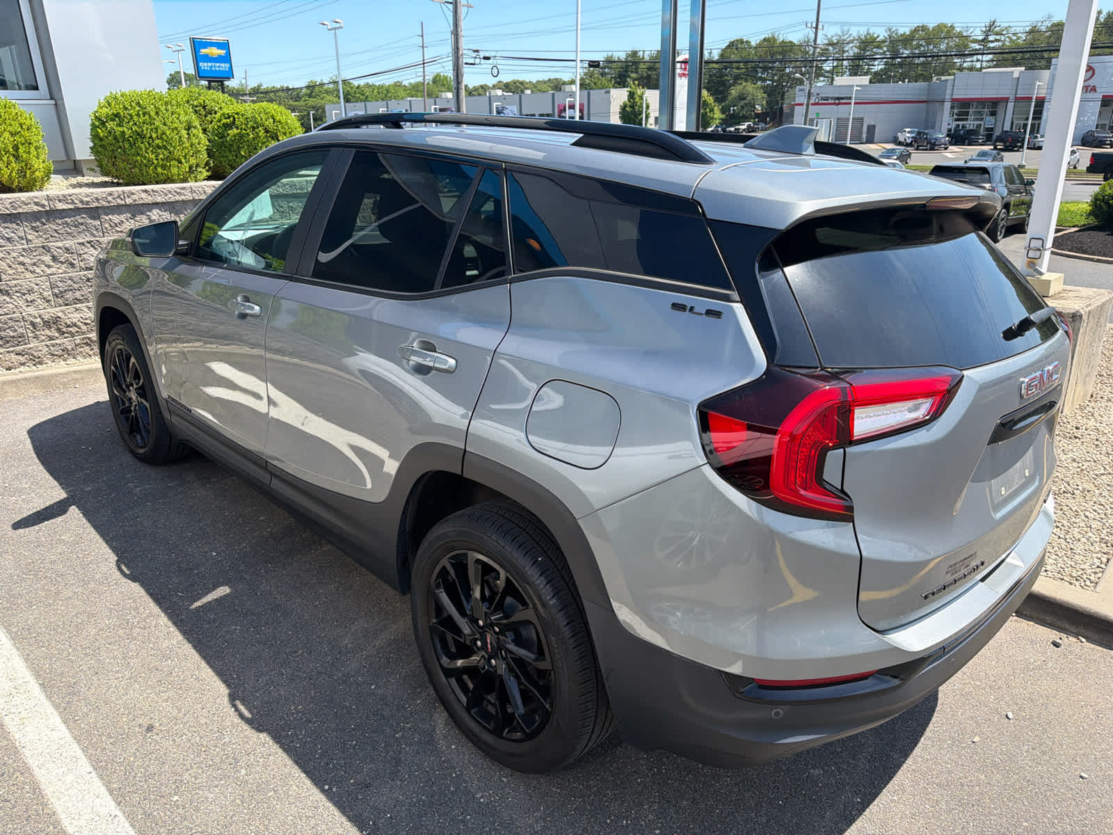 2023 GMC Terrain SLE