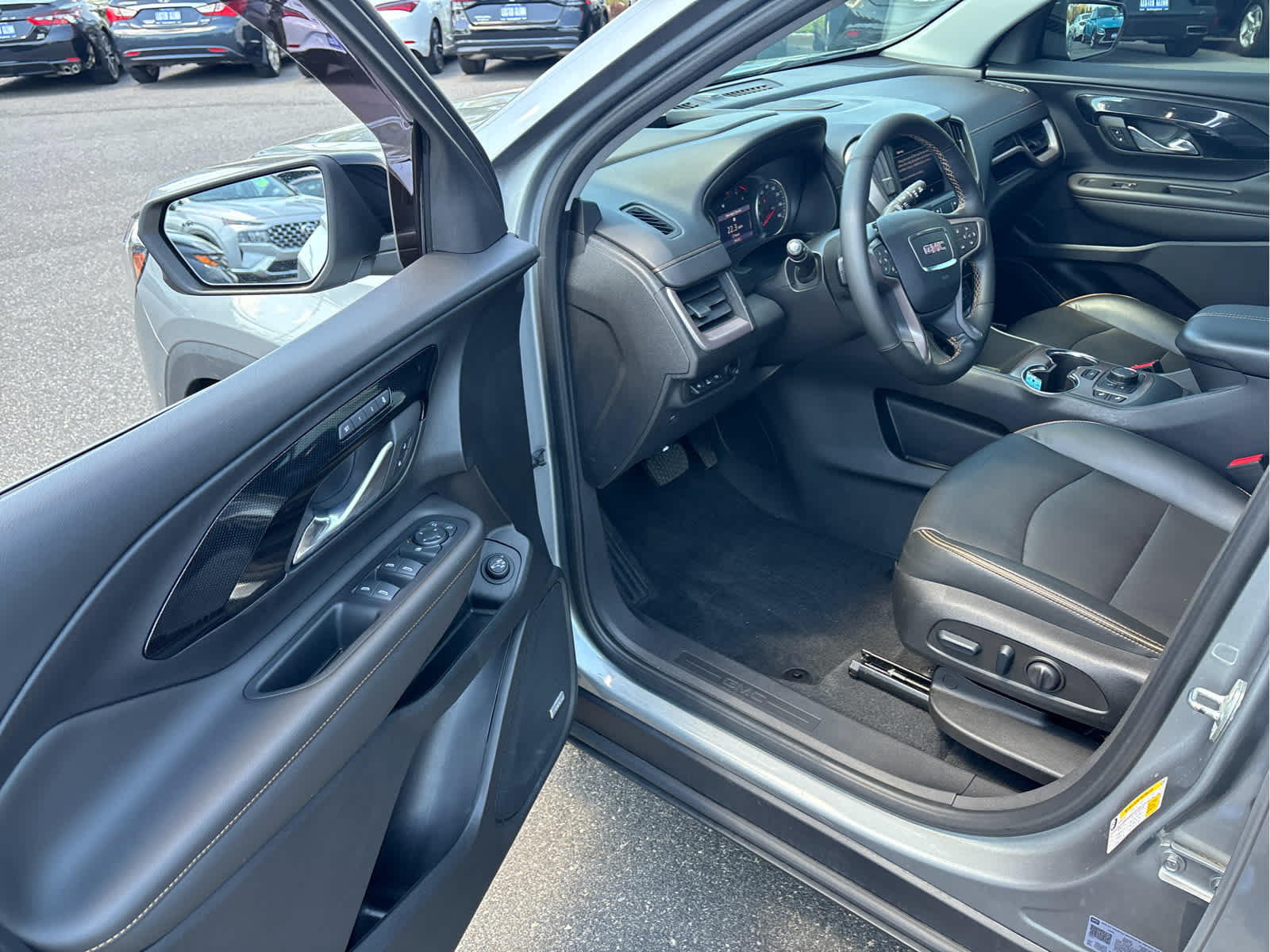 2023 GMC Terrain AT4