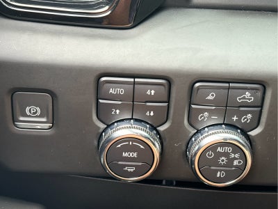 2023 GMC Sierra 1500 AT4X