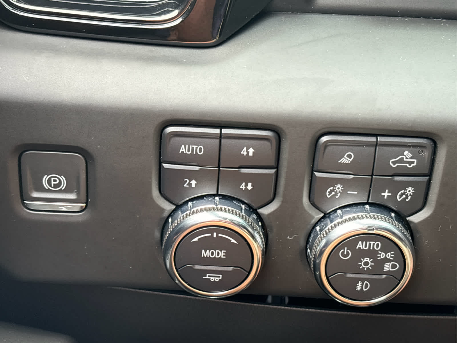 2023 GMC Sierra 1500 AT4X