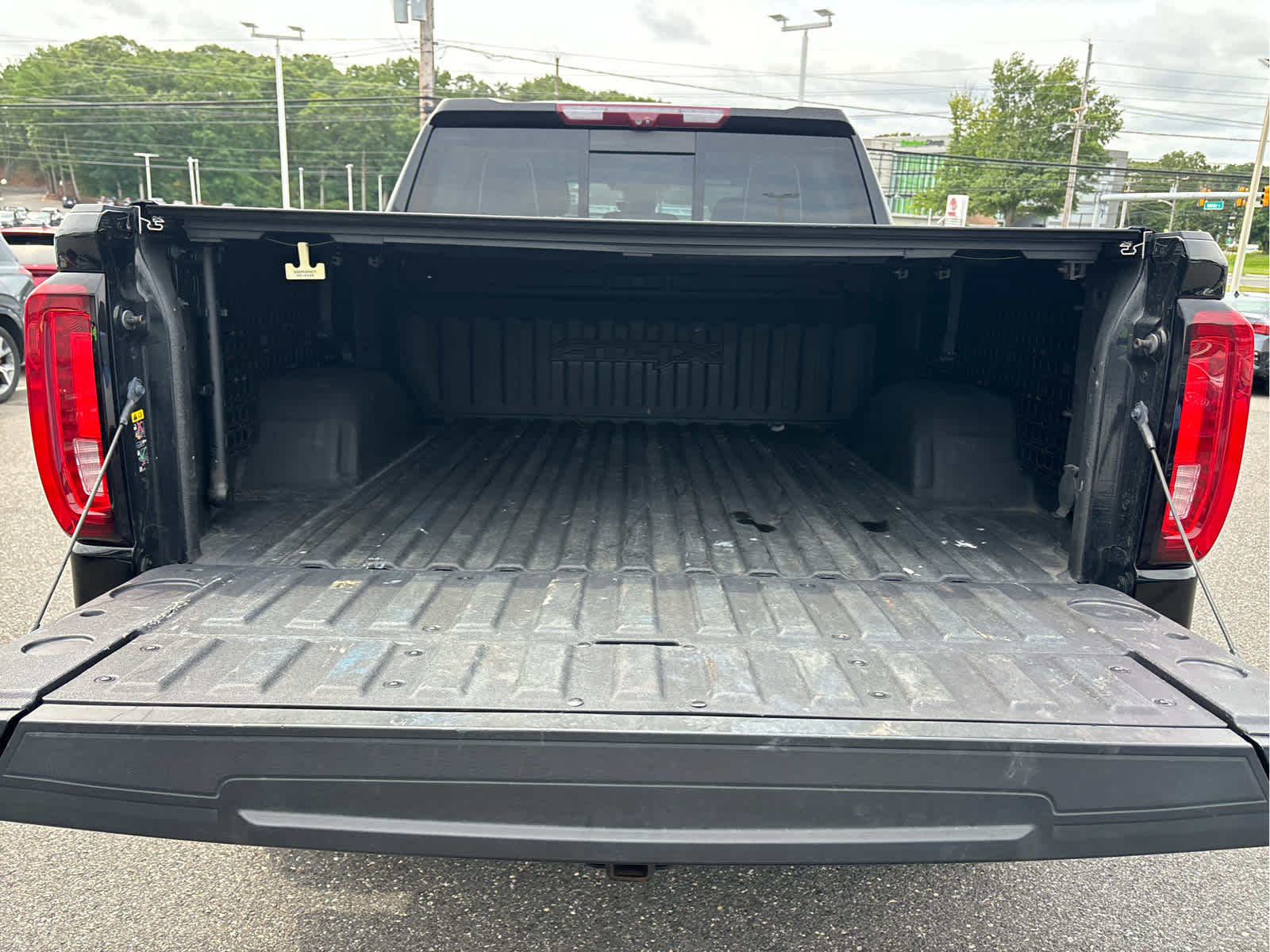 2023 GMC Sierra 1500 AT4X