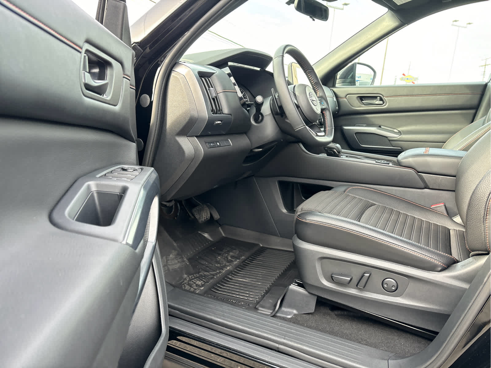 2024 Nissan Pathfinder Rock Creek