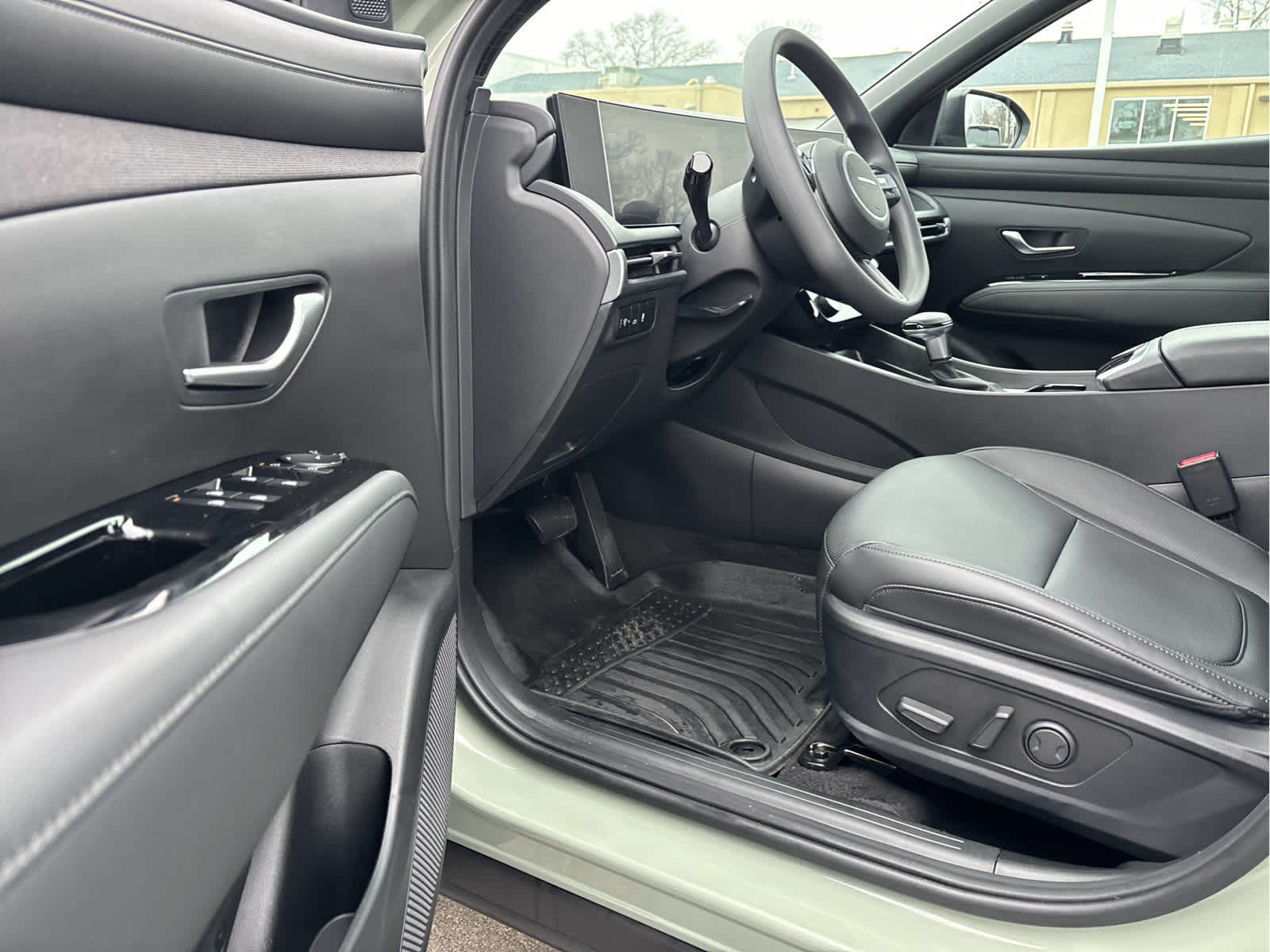 2025 Hyundai Santa Cruz SEL Activity