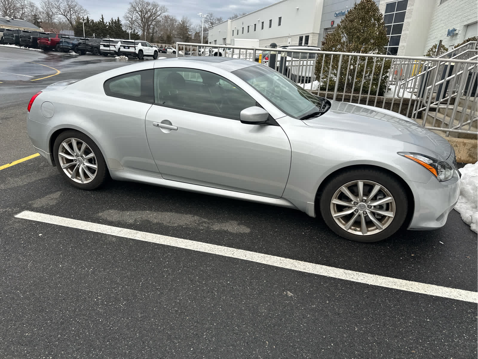 2011 INFINITI G37 Coupe Journey