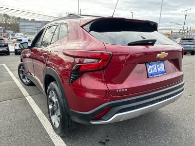 2024 Chevrolet Trax LT