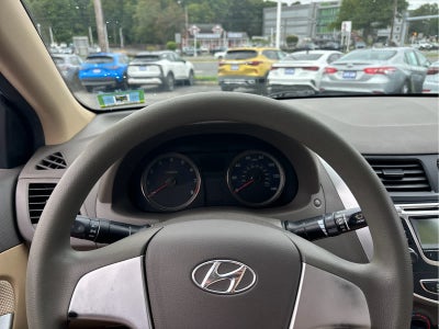 2012 Hyundai Accent GLS