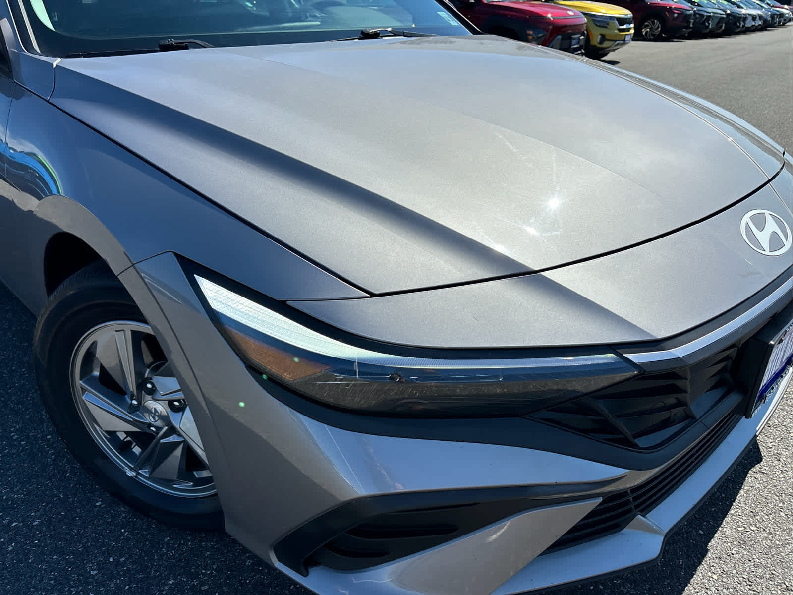 2025 Hyundai Elantra SE