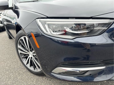 2020 Buick Regal Sportback Essence