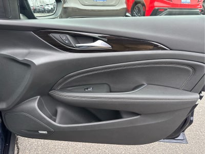 2020 Buick Regal Sportback Essence