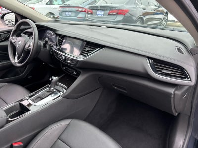 2020 Buick Regal Sportback Essence