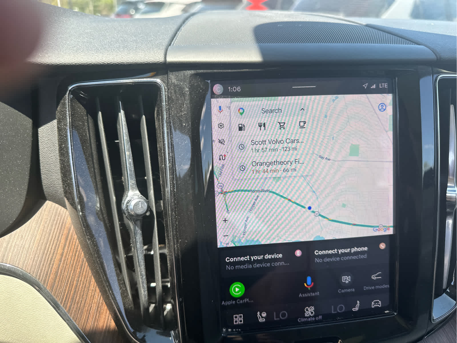 2022 Volvo XC60 Momentum
