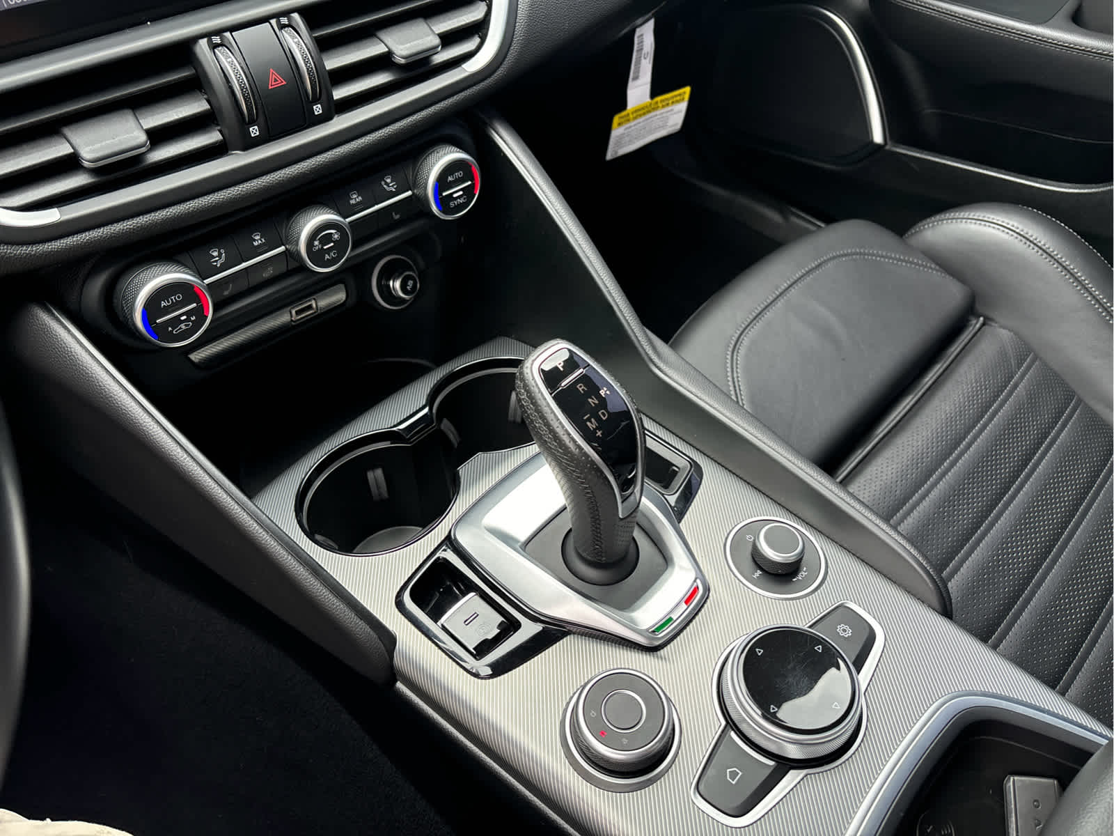 2023 Alfa Romeo Giulia Veloce AWD