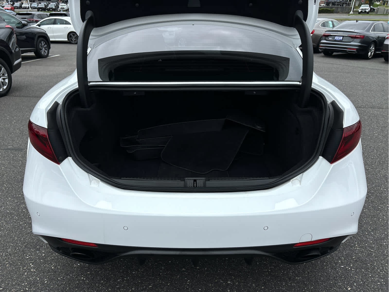 2023 Alfa Romeo Giulia Veloce AWD