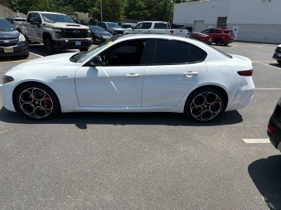 2023 Alfa Romeo Giulia Veloce AWD