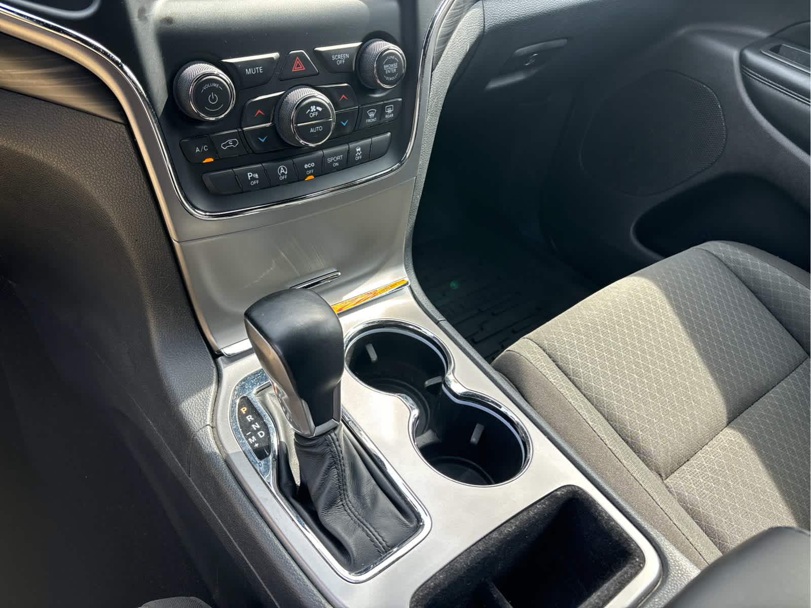 2021 Jeep Grand Cherokee Laredo E 4x4