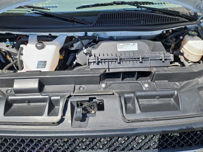 2025 Chevrolet Express Passenger 1LT