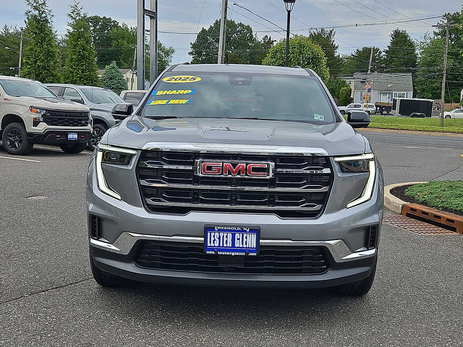 2025 GMC Acadia Elevation