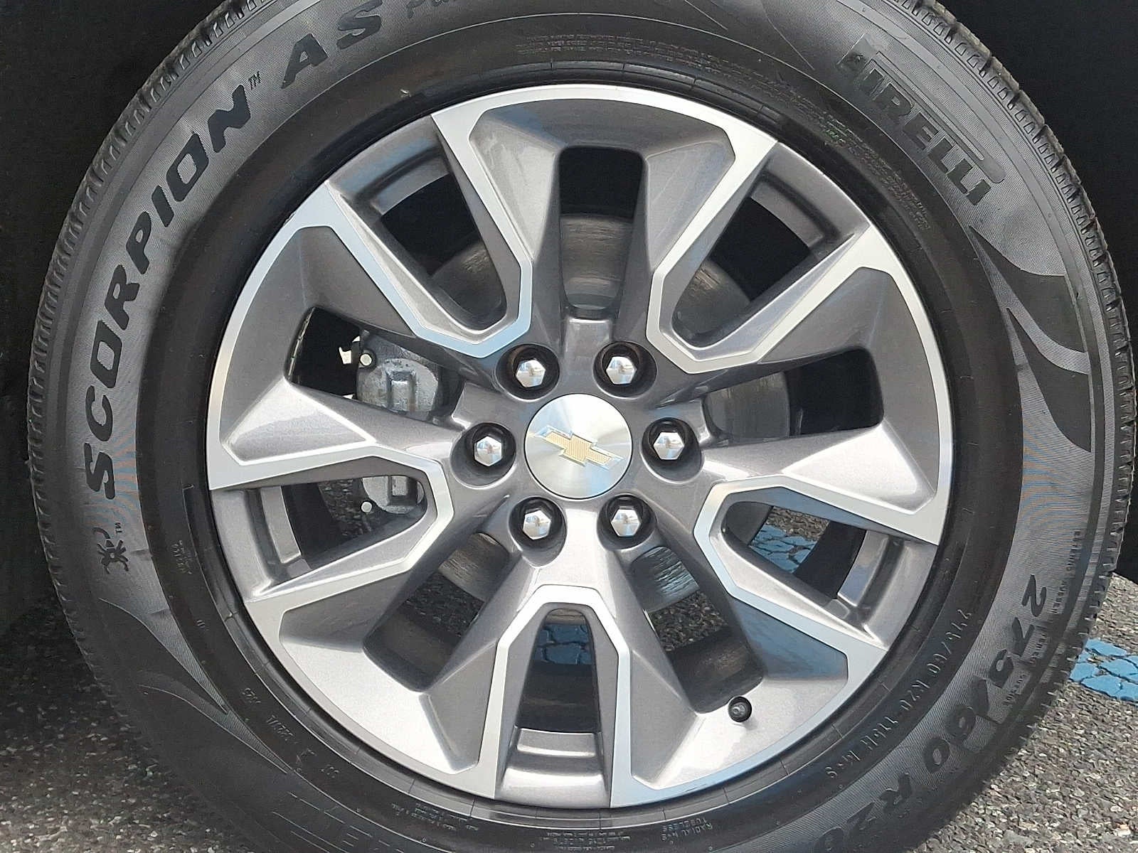 2022 Chevrolet Suburban LT