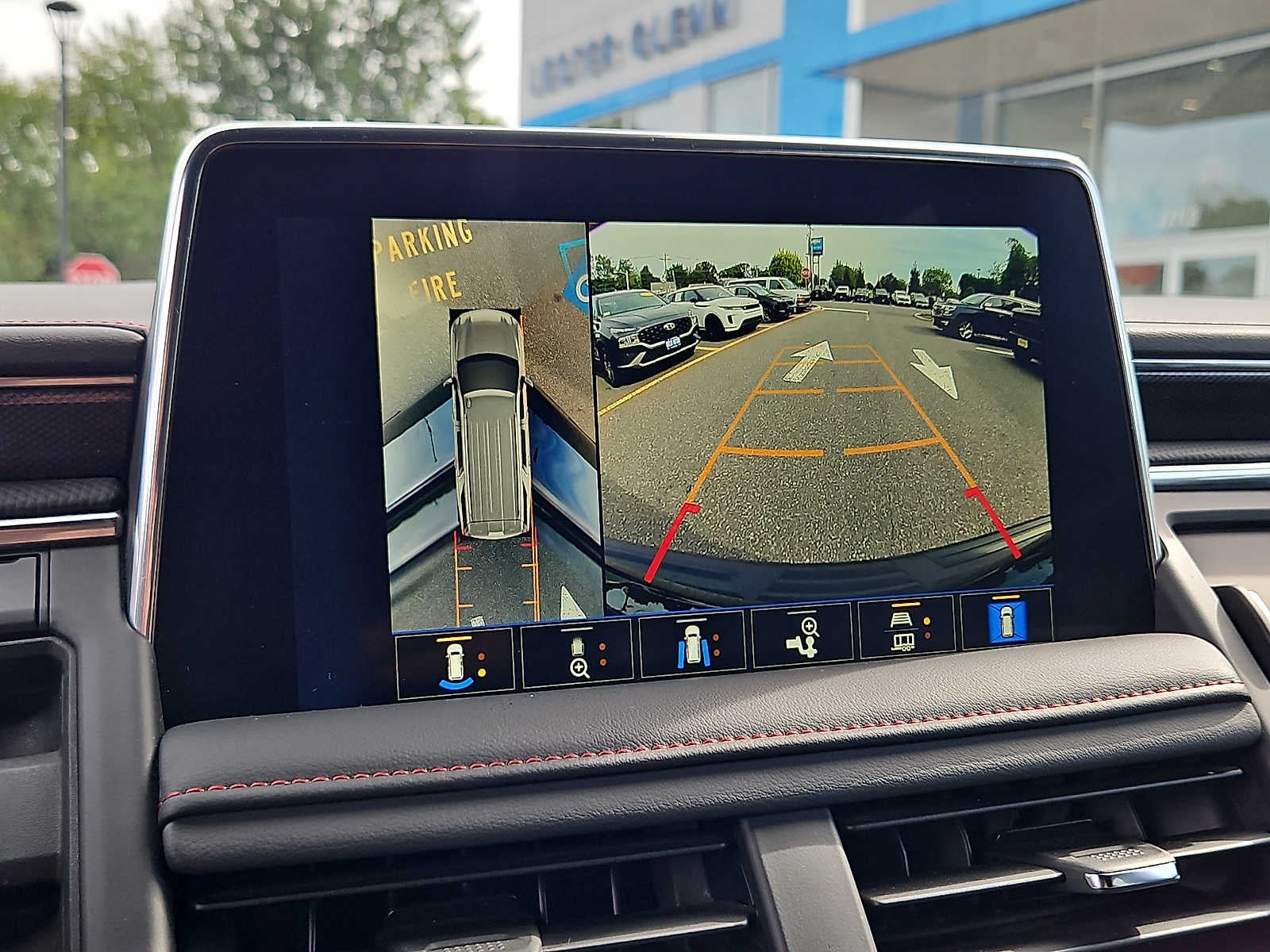 2024 Chevrolet Suburban RST