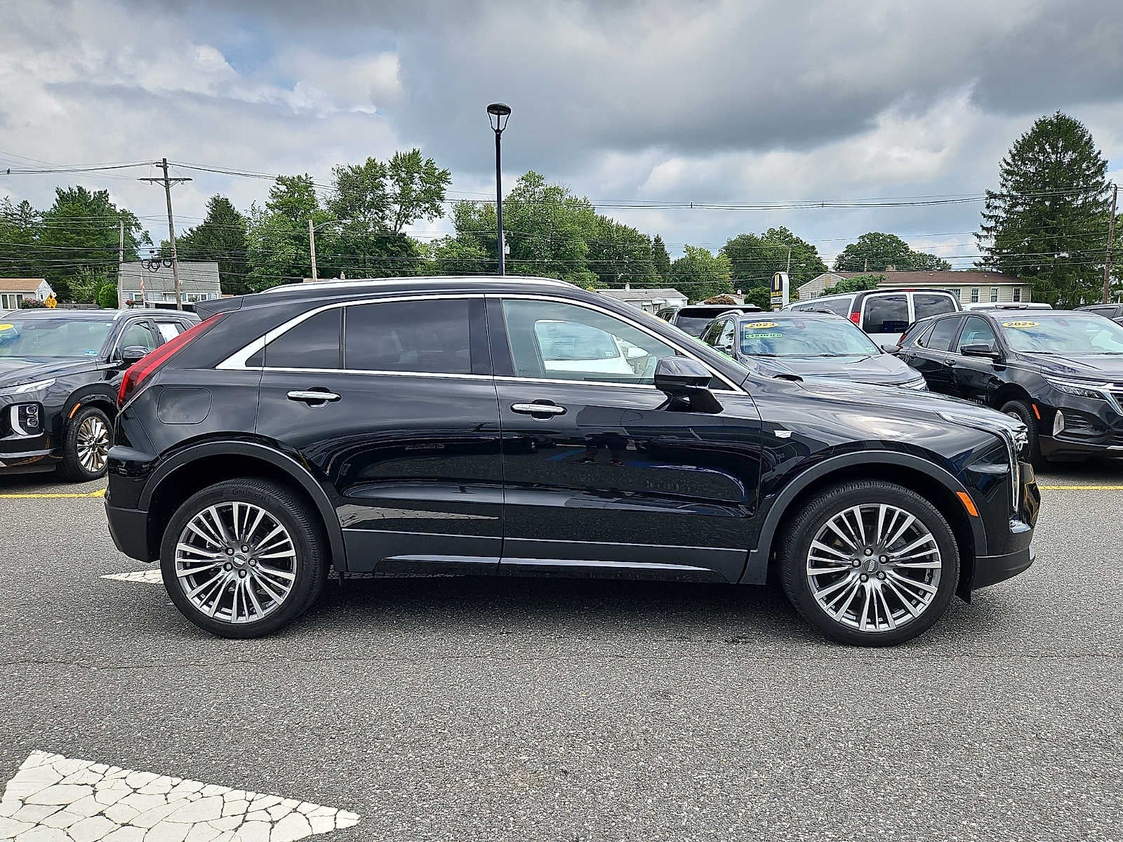 2024 Cadillac XT4 Premium Luxury