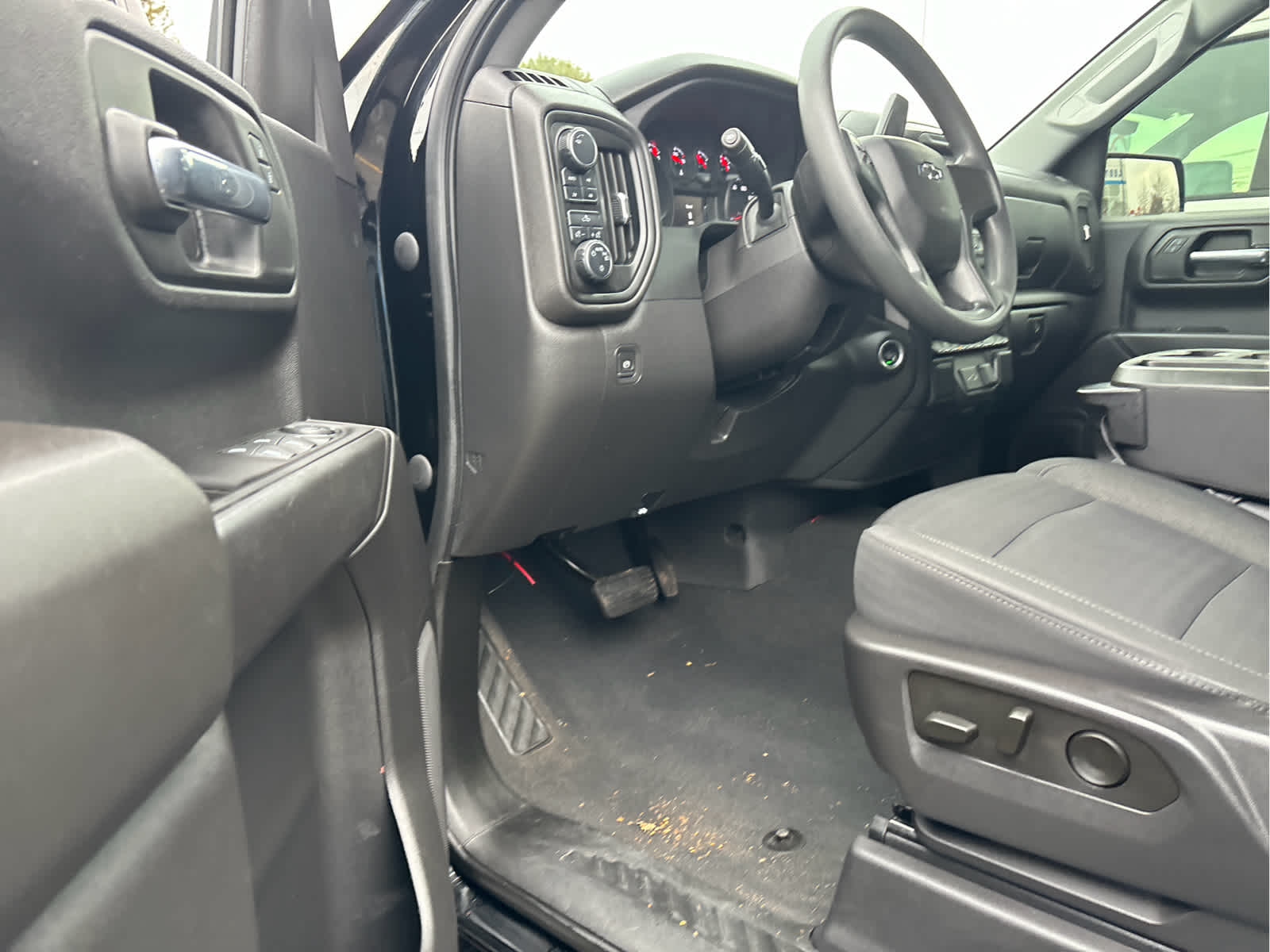 2023 Chevrolet Silverado 1500 Custom Trail Boss