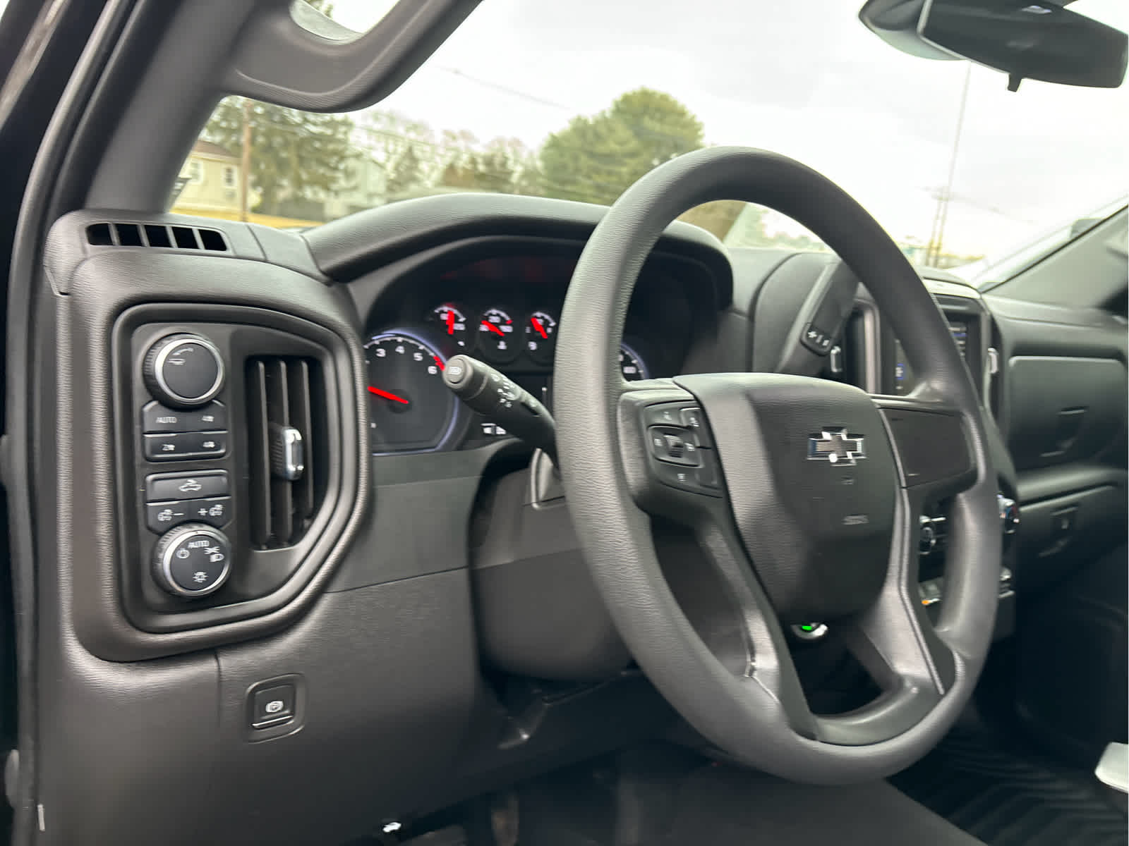 2023 Chevrolet Silverado 1500 Custom Trail Boss