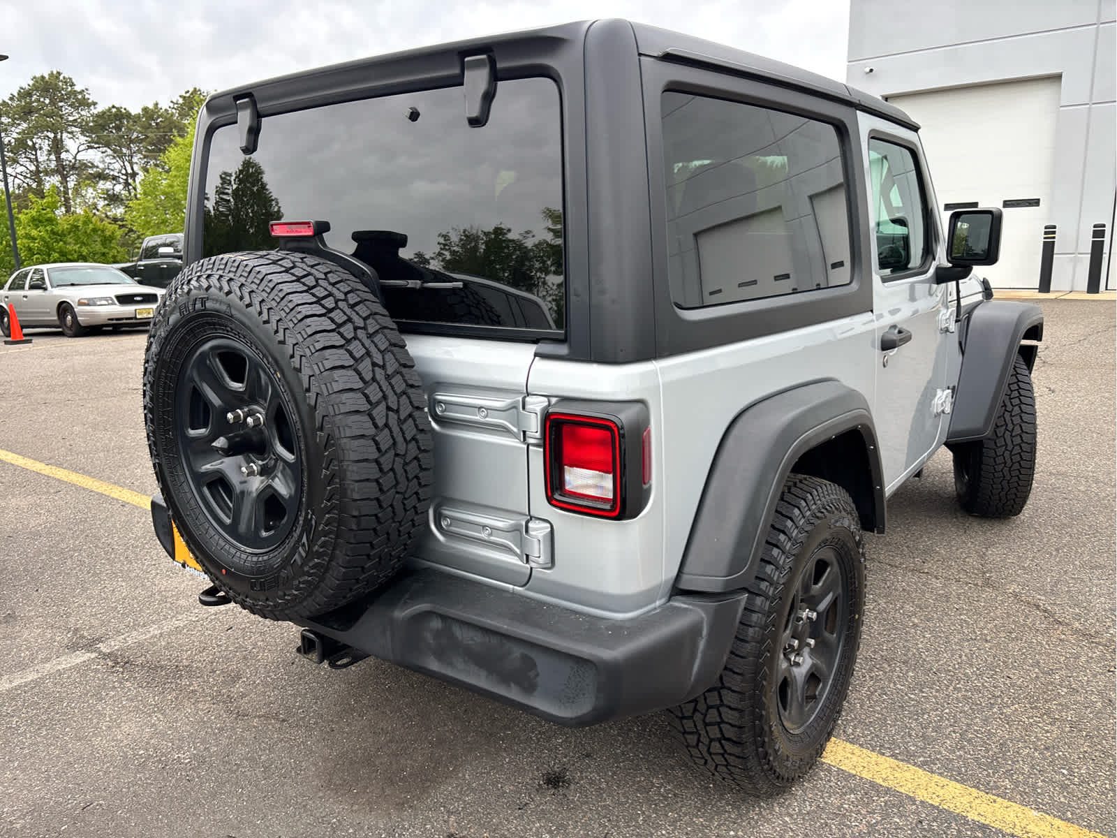 2023 Jeep Wrangler Sport