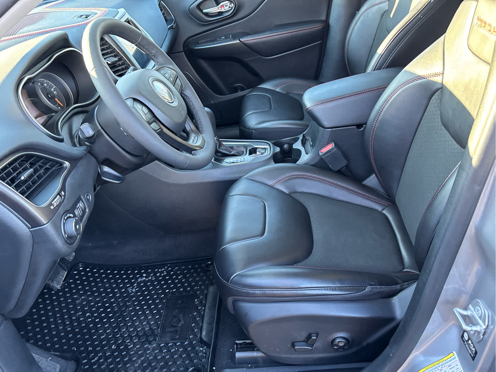 2021 Jeep Cherokee Trailhawk