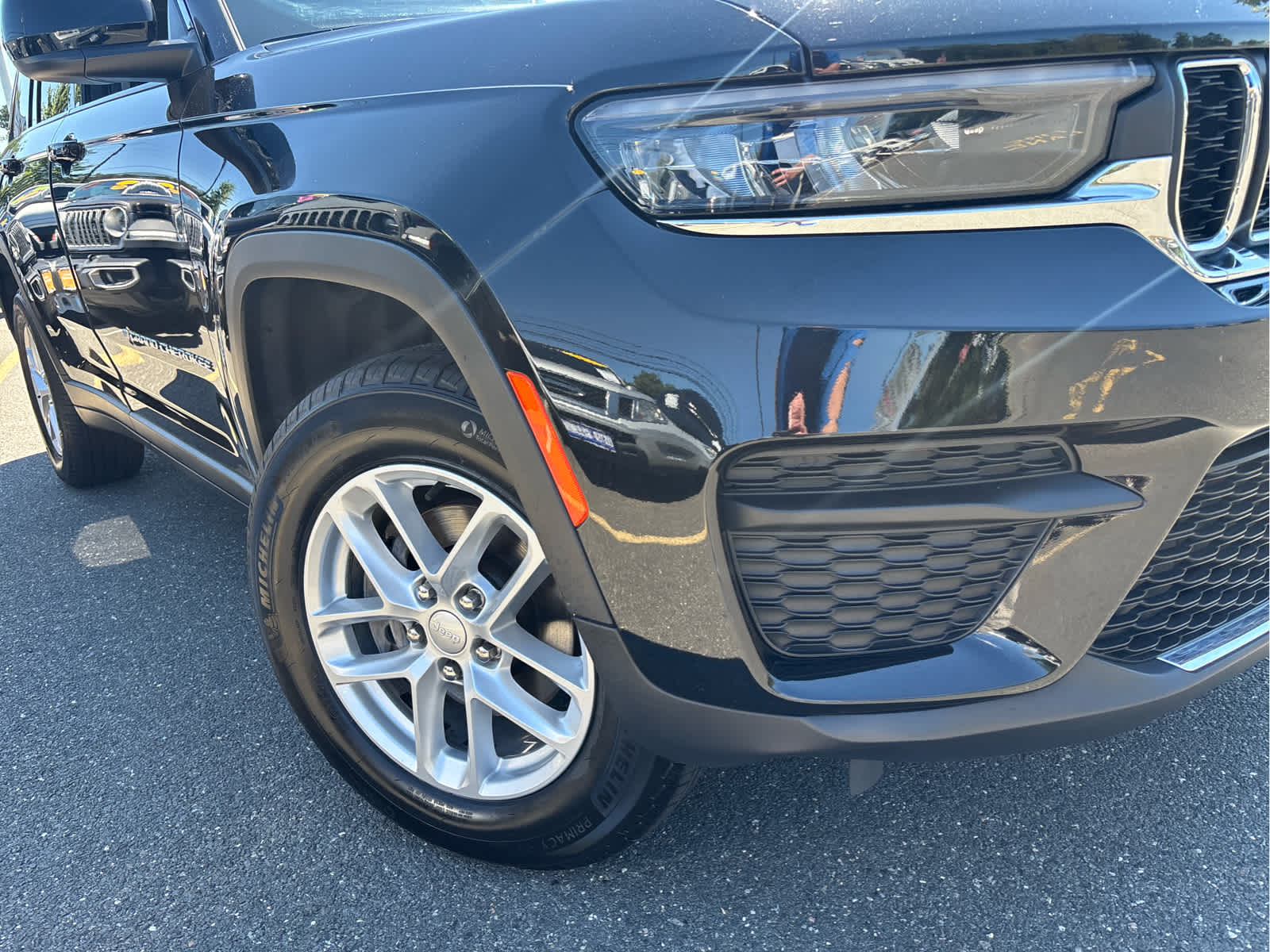 2023 Jeep Grand Cherokee Laredo