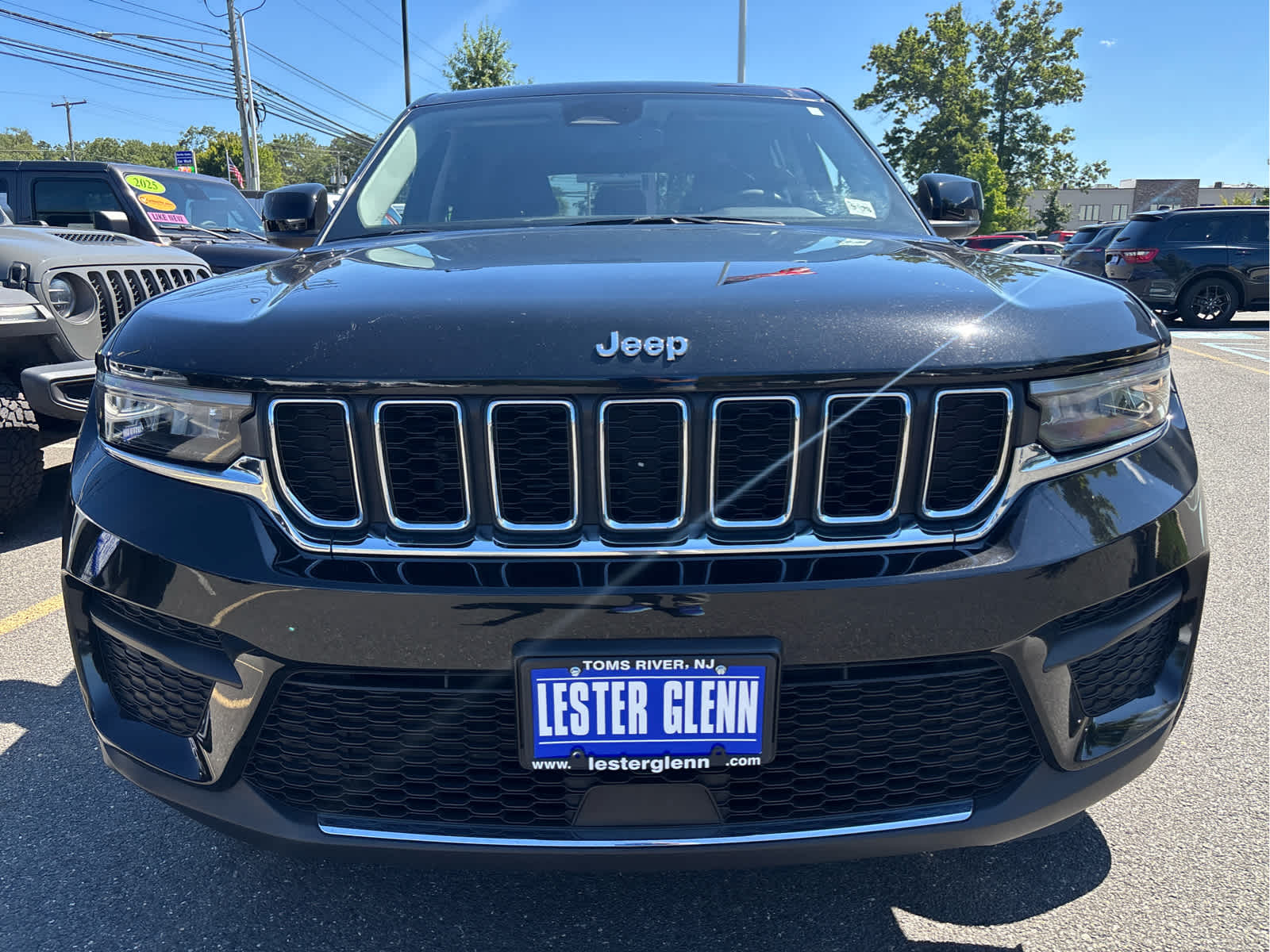 2023 Jeep Grand Cherokee Laredo