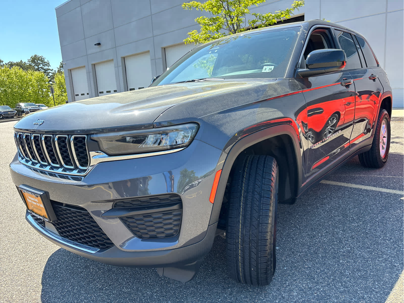 2023 Jeep Grand Cherokee Laredo