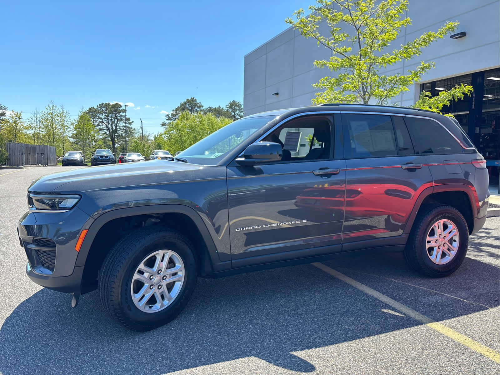 2023 Jeep Grand Cherokee Laredo