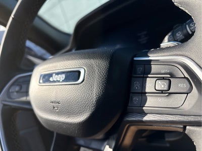 2024 Jeep Grand Cherokee Laredo X