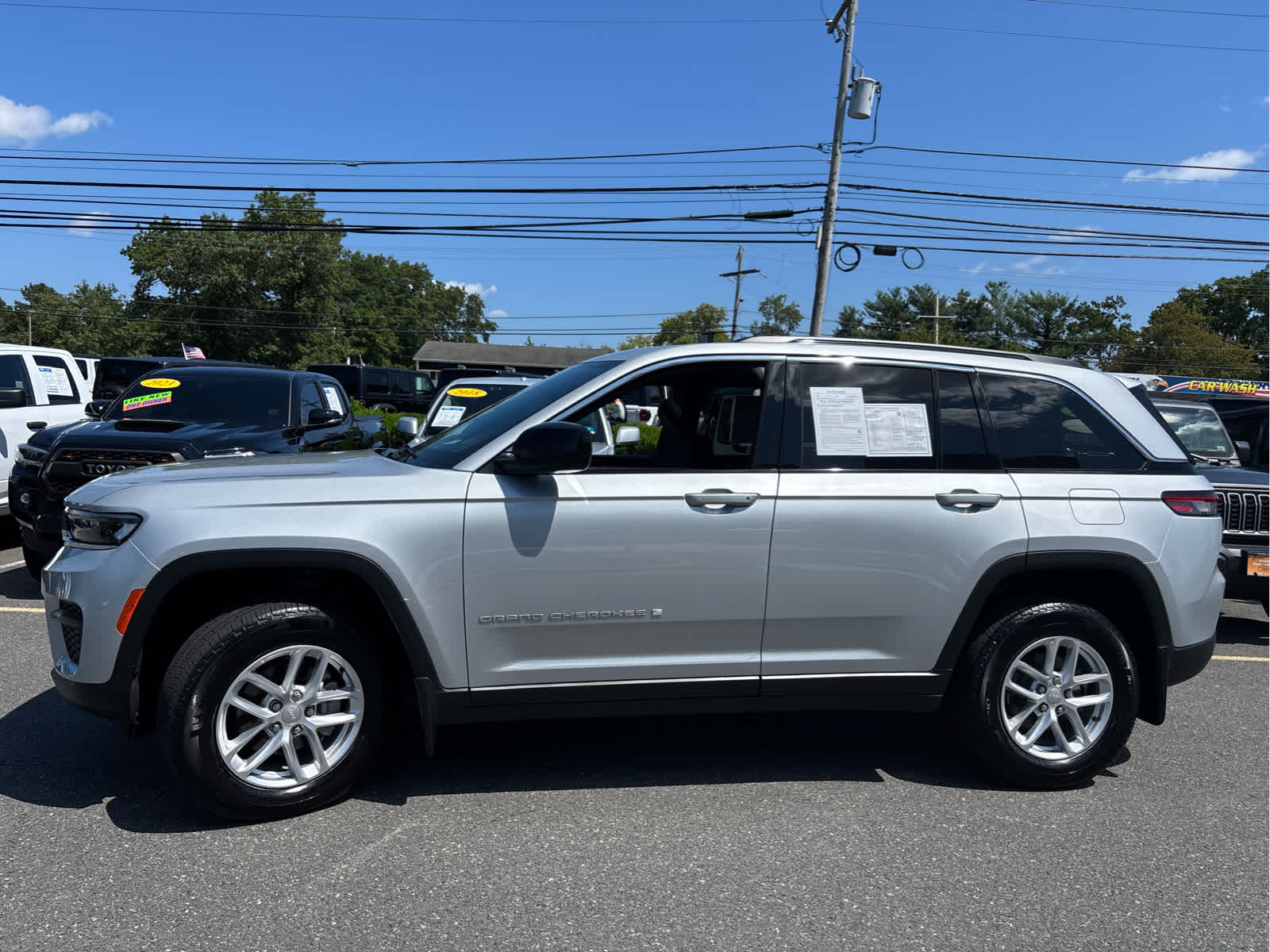2025 Jeep Grand Cherokee Laredo X