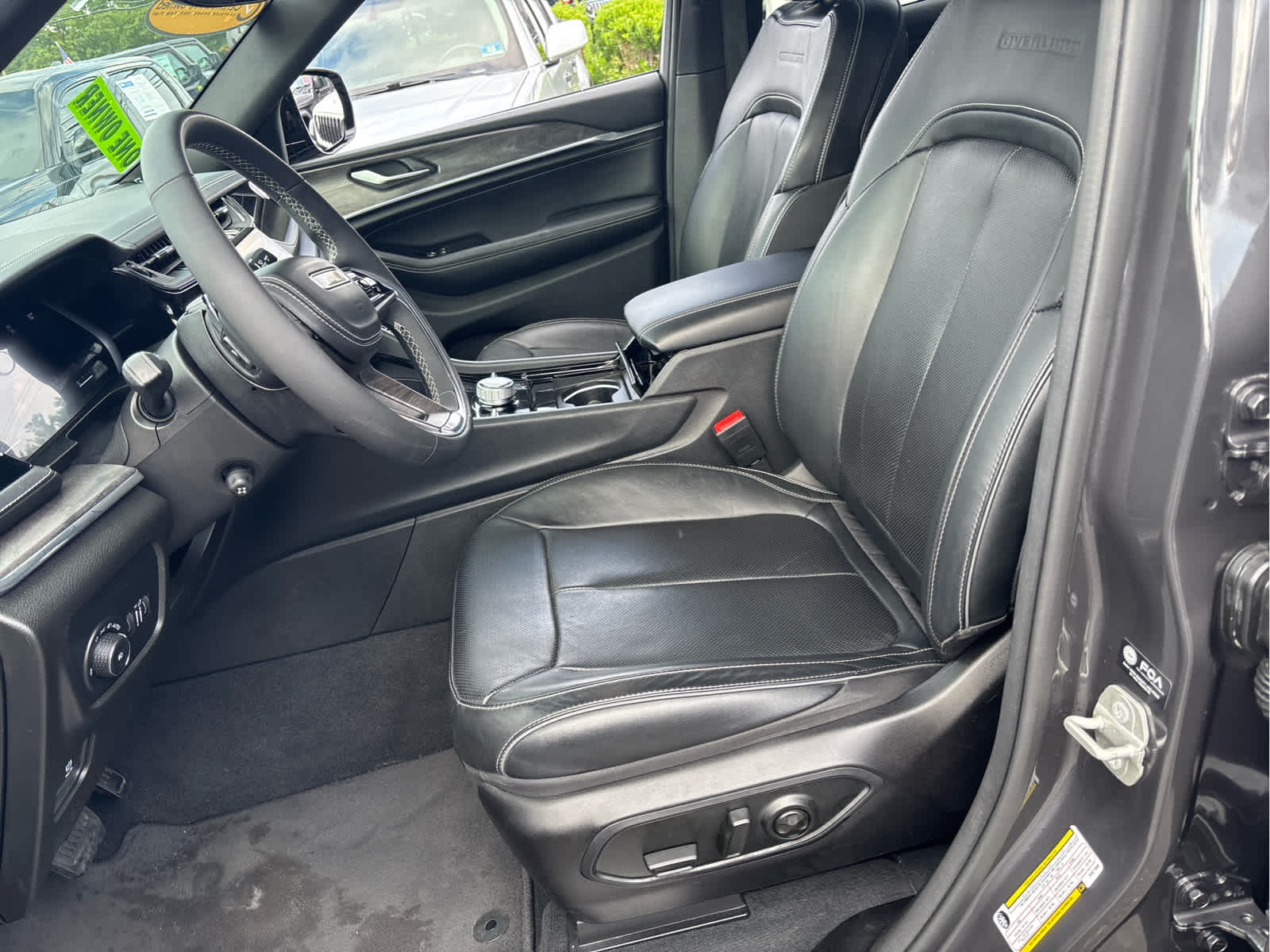 2023 Jeep Grand Cherokee Overland