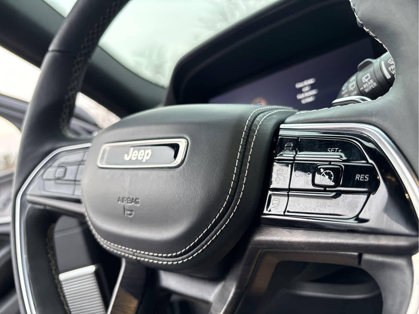 2022 Jeep Grand Cherokee Overland