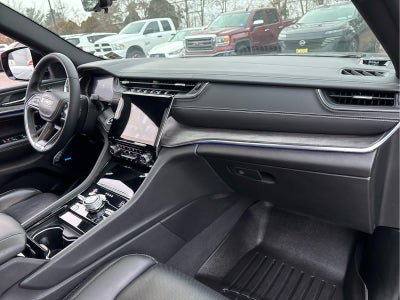 2022 Jeep Grand Cherokee Overland