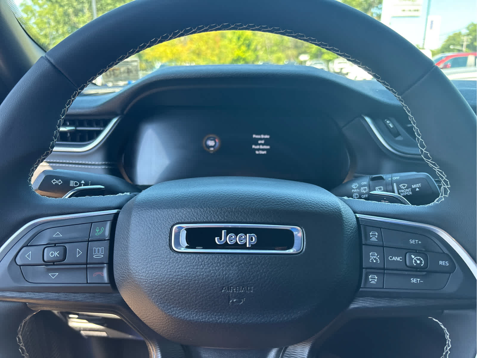 2024 Jeep Grand Cherokee L Laredo