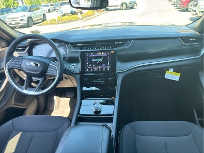 2024 Jeep Grand Cherokee L Laredo