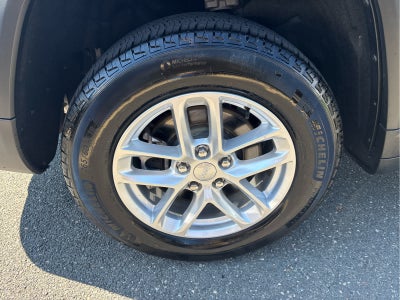 2024 Jeep Grand Cherokee L Laredo
