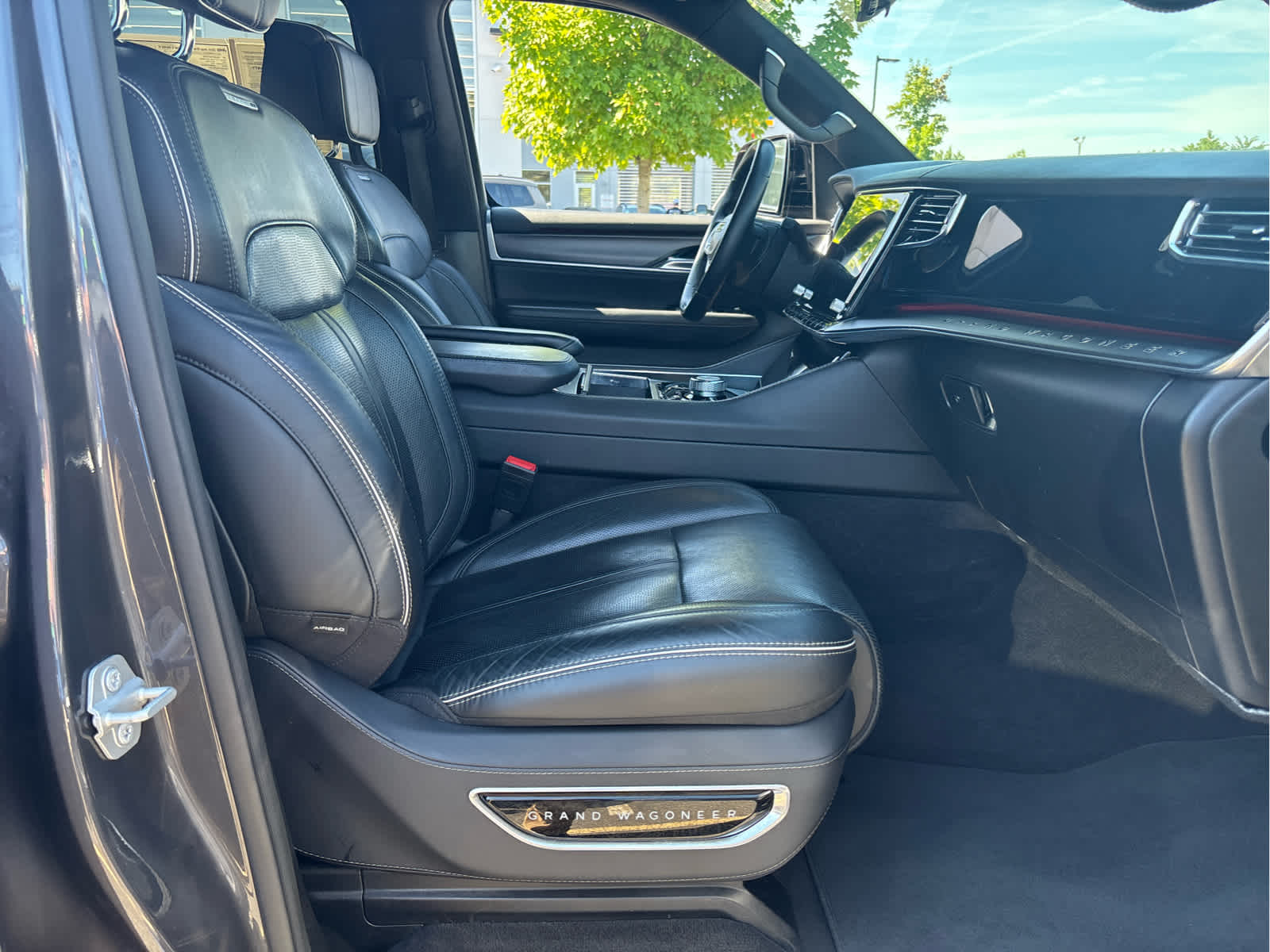 2024 Jeep Grand Wagoneer L Series II